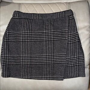 Abercrombie & Fitch Charcoal Plaid Mini Skirt